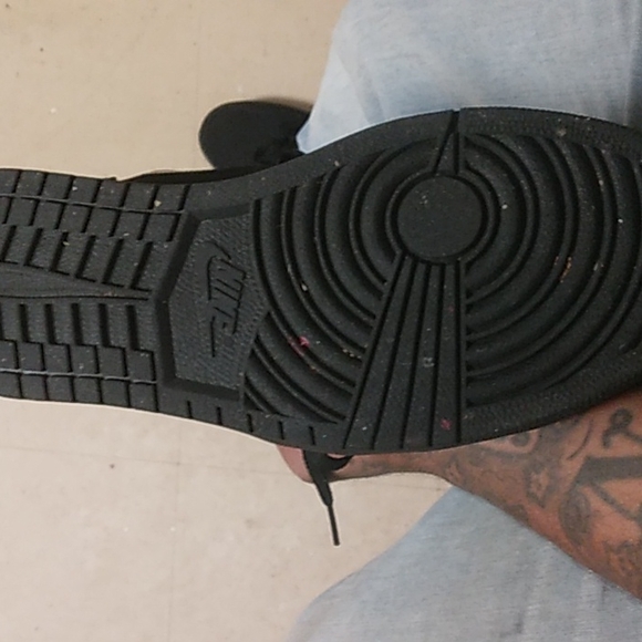 Air Jordan 1 size 13 - Picture 2 of 4